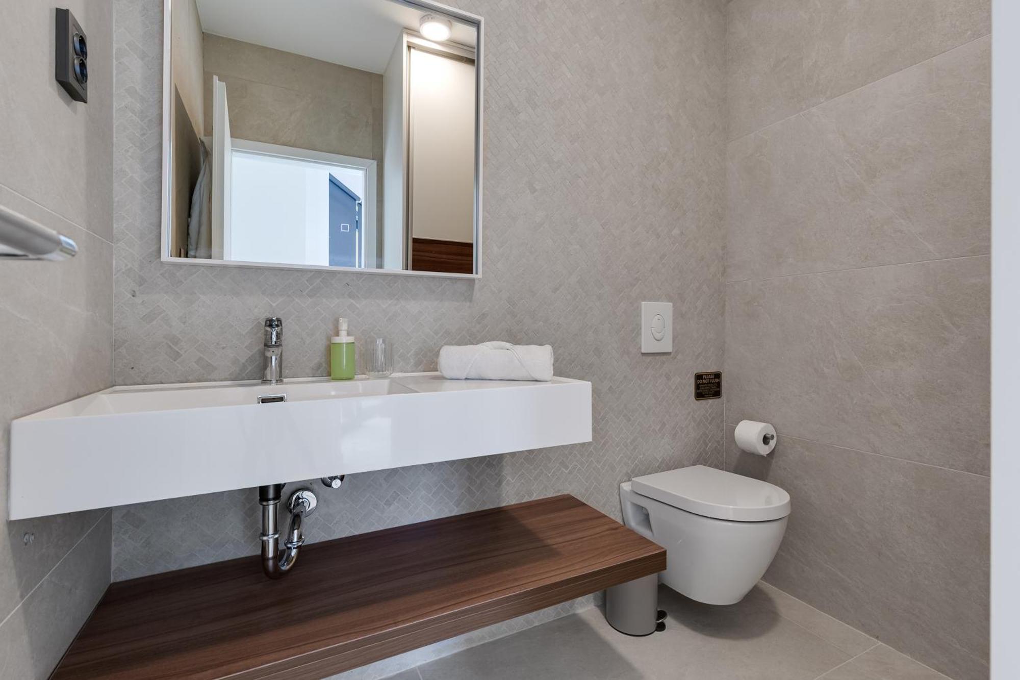 Villa T, Spacious With Heated Pool, Hot Tub & Sauna Rastevic Esterno foto